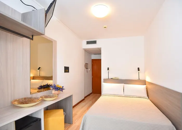 Szálloda Excelsior 3*